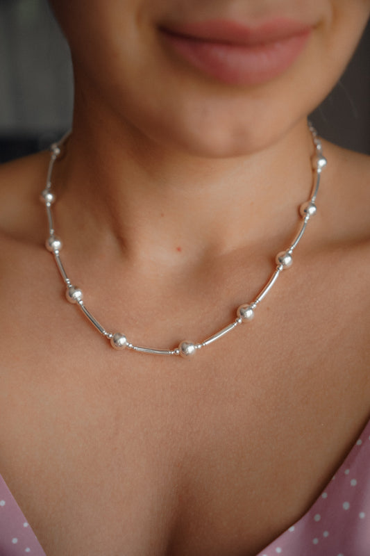 Zilveren buisjes ketting - Elegante sterling zilveren kralenketting