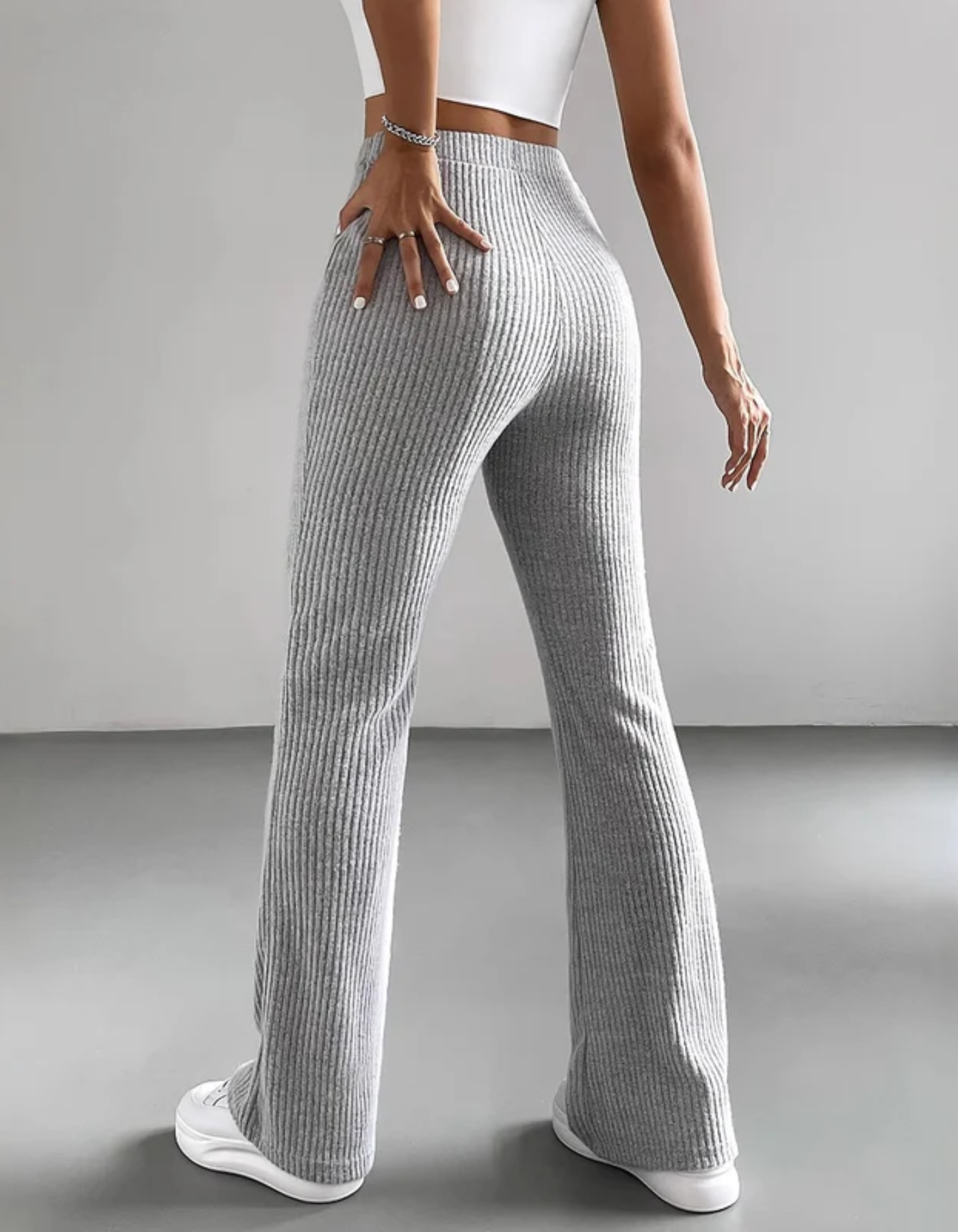 Mirelluna – Geribde textuur – Uitlopende loungebroek